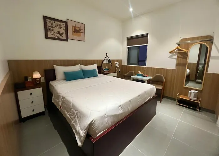 Đông Như Hotel
